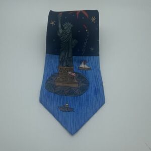 Save the Children Collection Statue of Liberty Patriotic Necktie